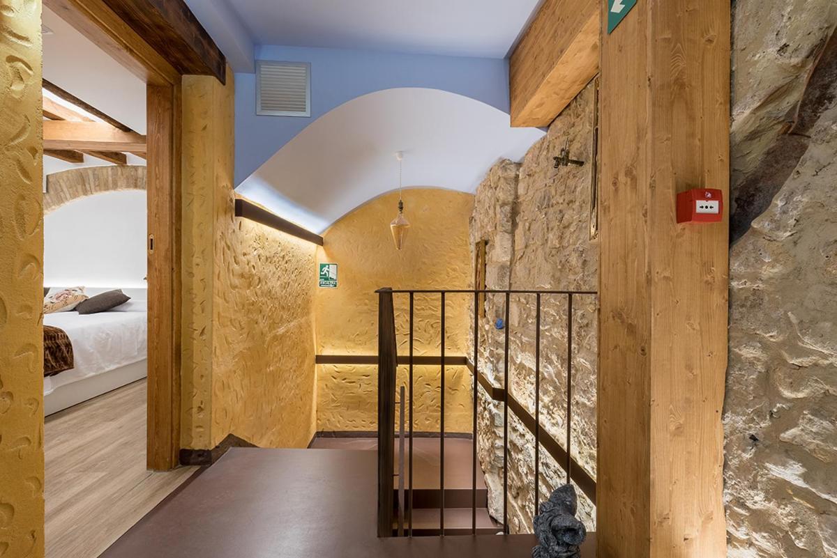Hostal 977 Ταραγόνα Εξωτερικό φωτογραφία